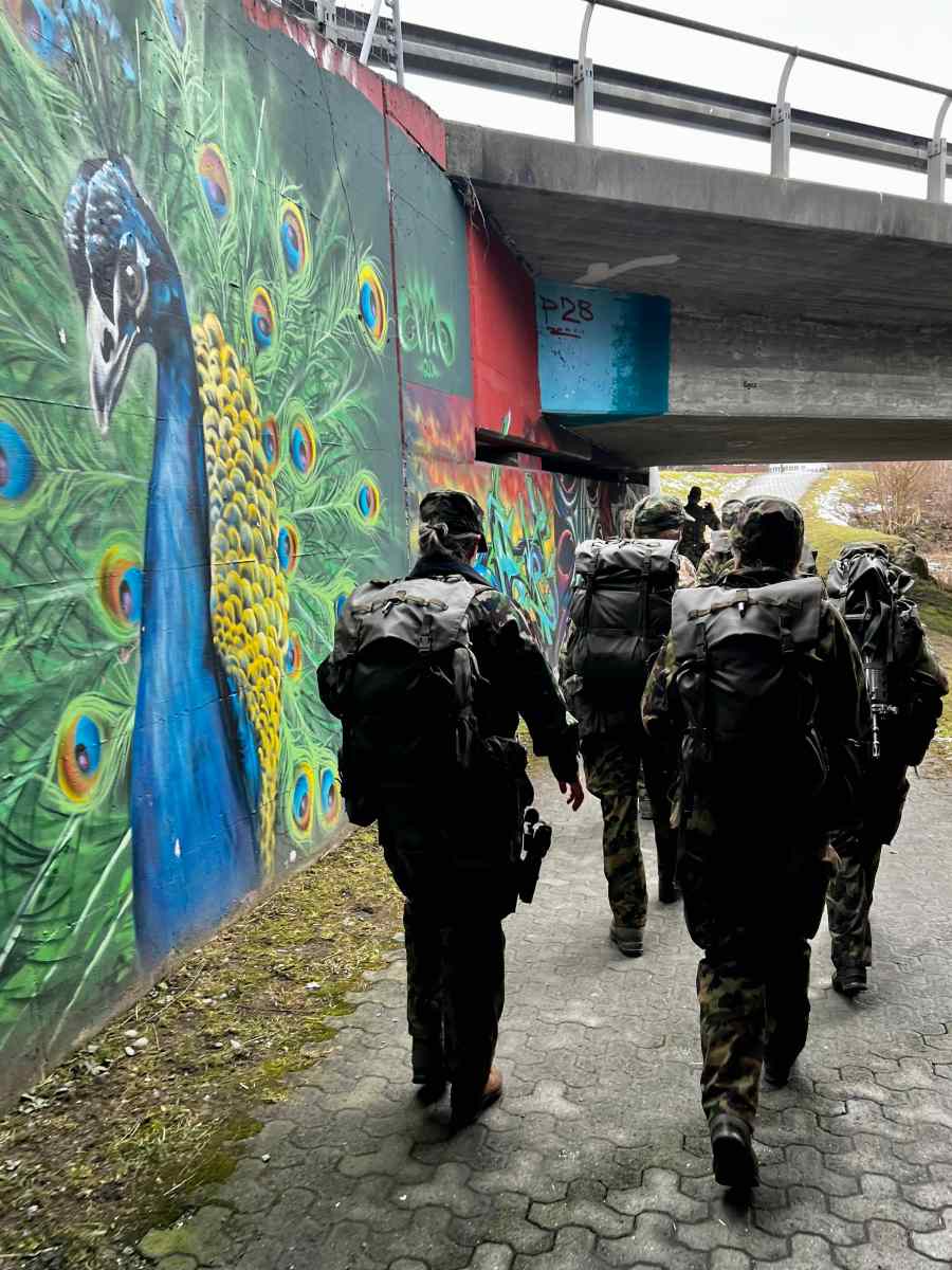 Freiwillig in die Armee – Wer macht denn&nbsp;sowas?!?